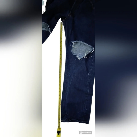 Levi's Men's Classic Straight 501 Button Fly Dark Wash Denim Jeans, Size 36X32 - Picture 10 of 10